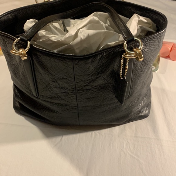 Coach - Picture 4 of 13